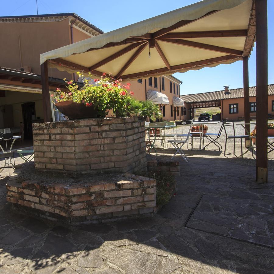 Hotel Antico Casale Le Fossate Giove Exterior foto